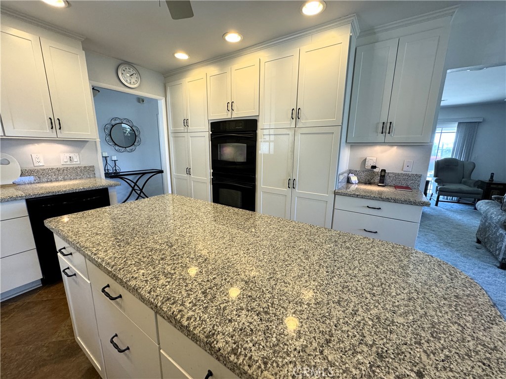 7765 Lakeside Drive