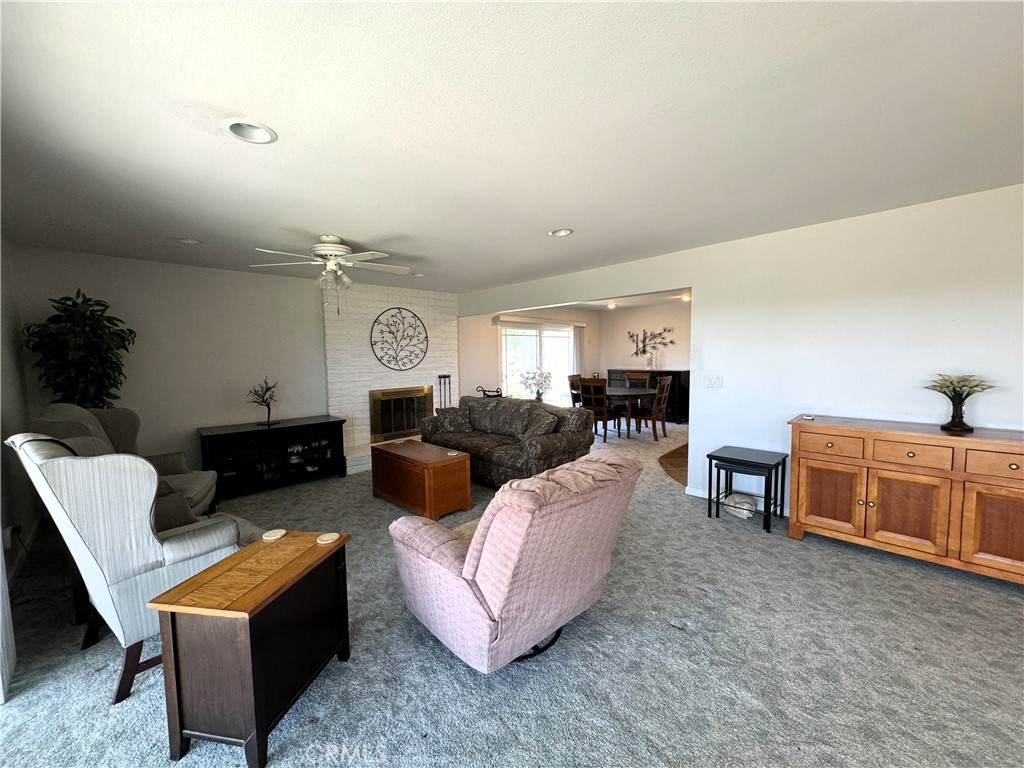 7765 Lakeside Drive