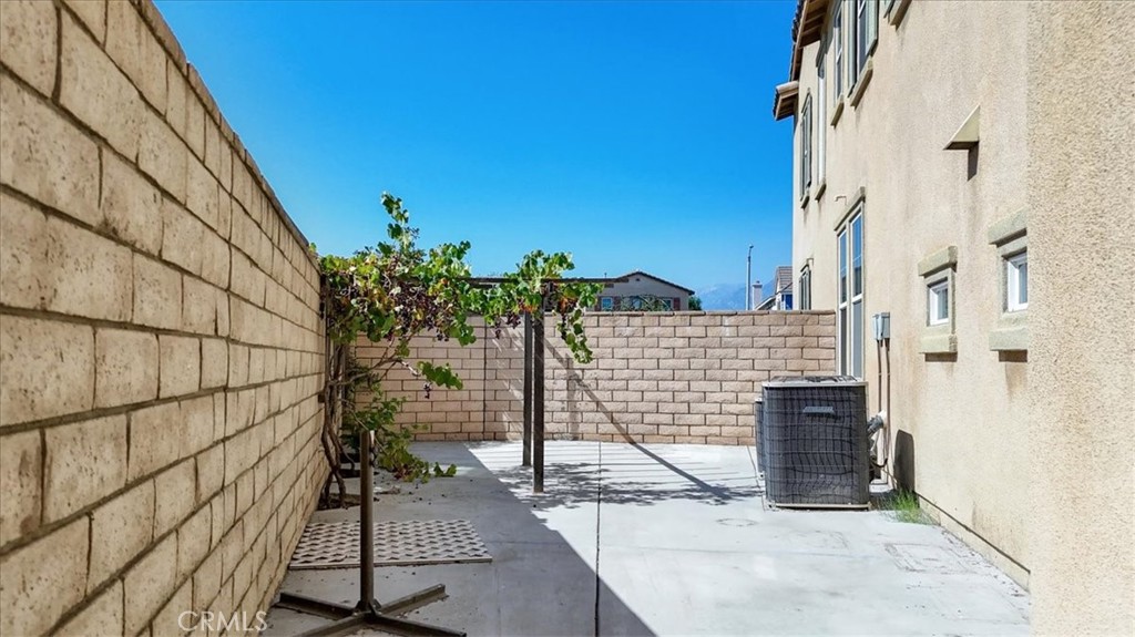 115 W Saint Andrews Street