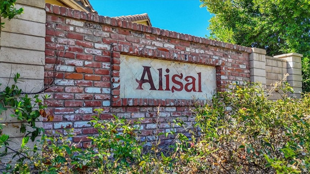 115 W Saint Andrews Street