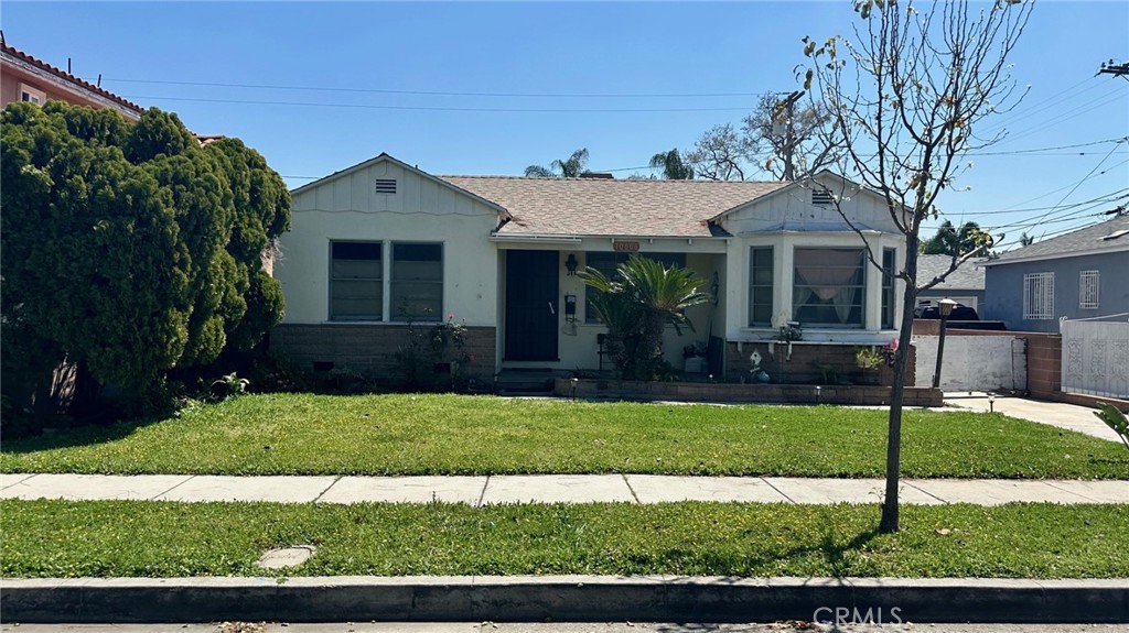 10606 Bryson Avenue