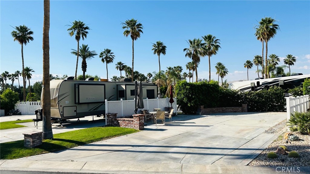 69411 1169 Ramon Road