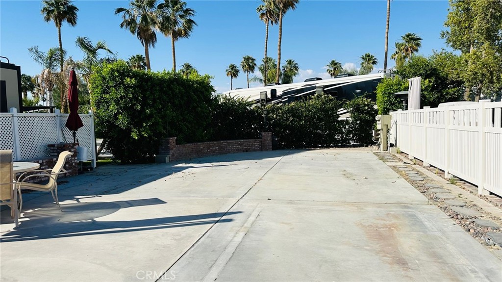 69411 1169 Ramon Road