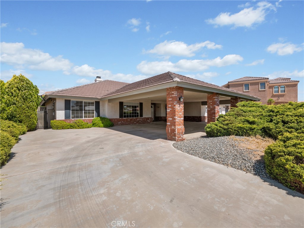16522 Iwa Road