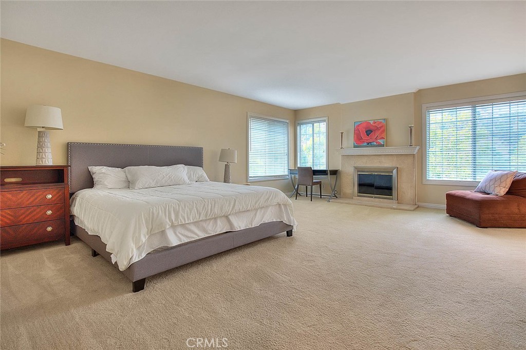 1963 Silver Hawk Drive