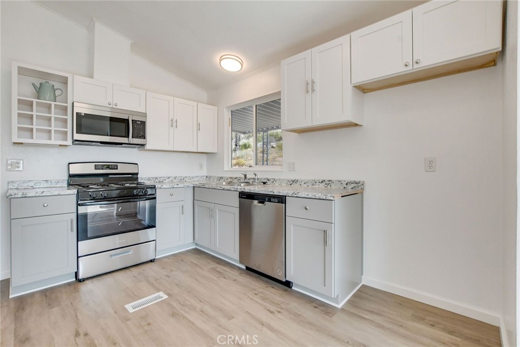 33913 Buckboard Trail