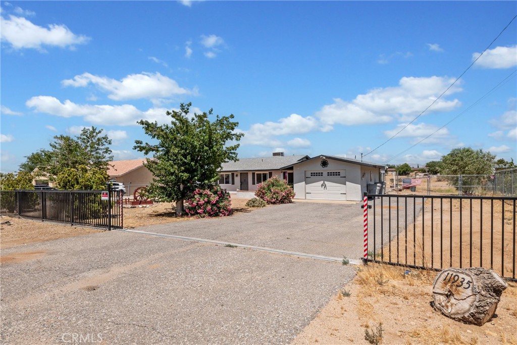 11935 Calcite Avenue