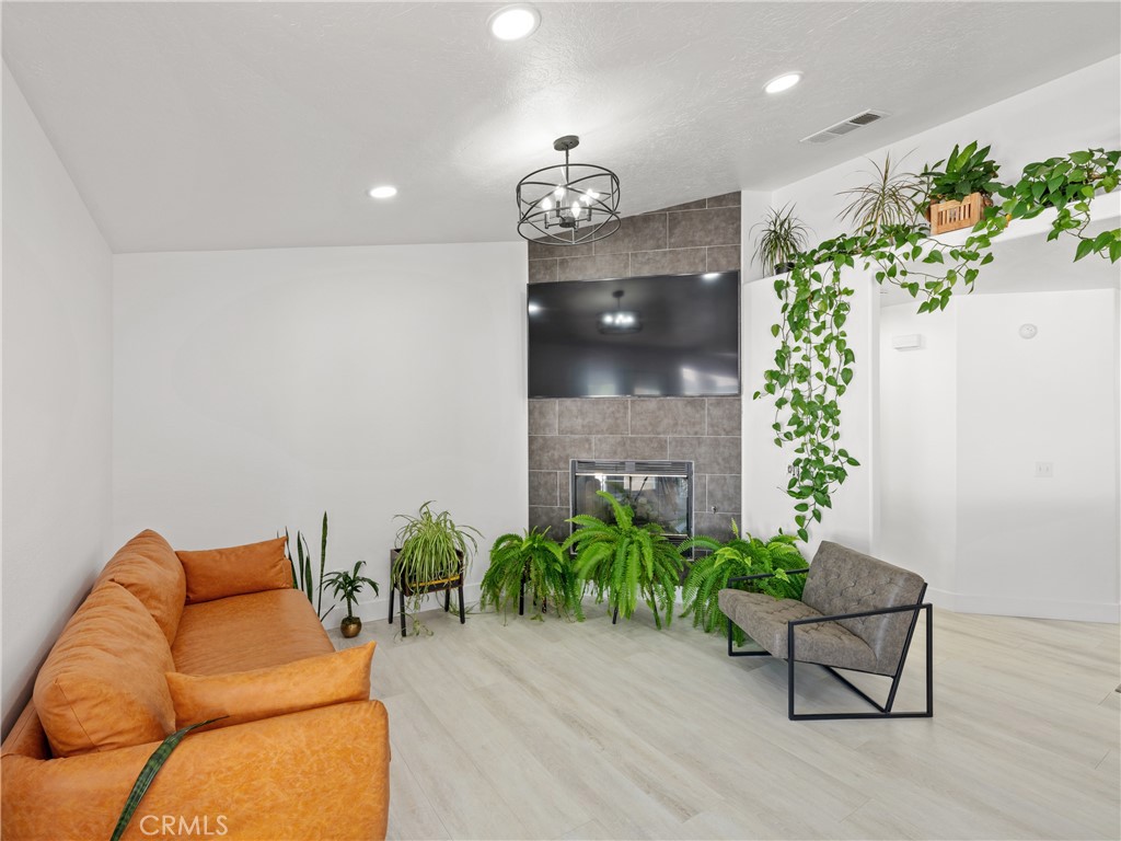 14828 Eucalyptus Street