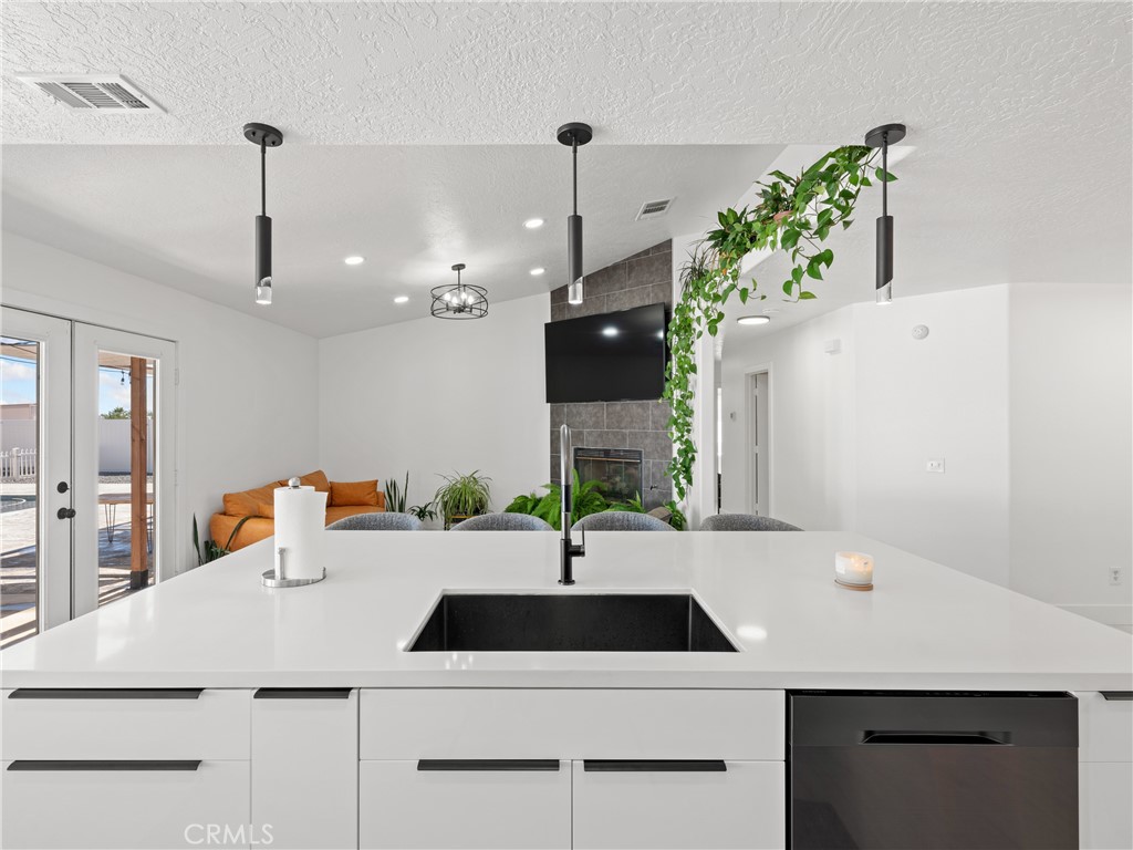 14828 Eucalyptus Street