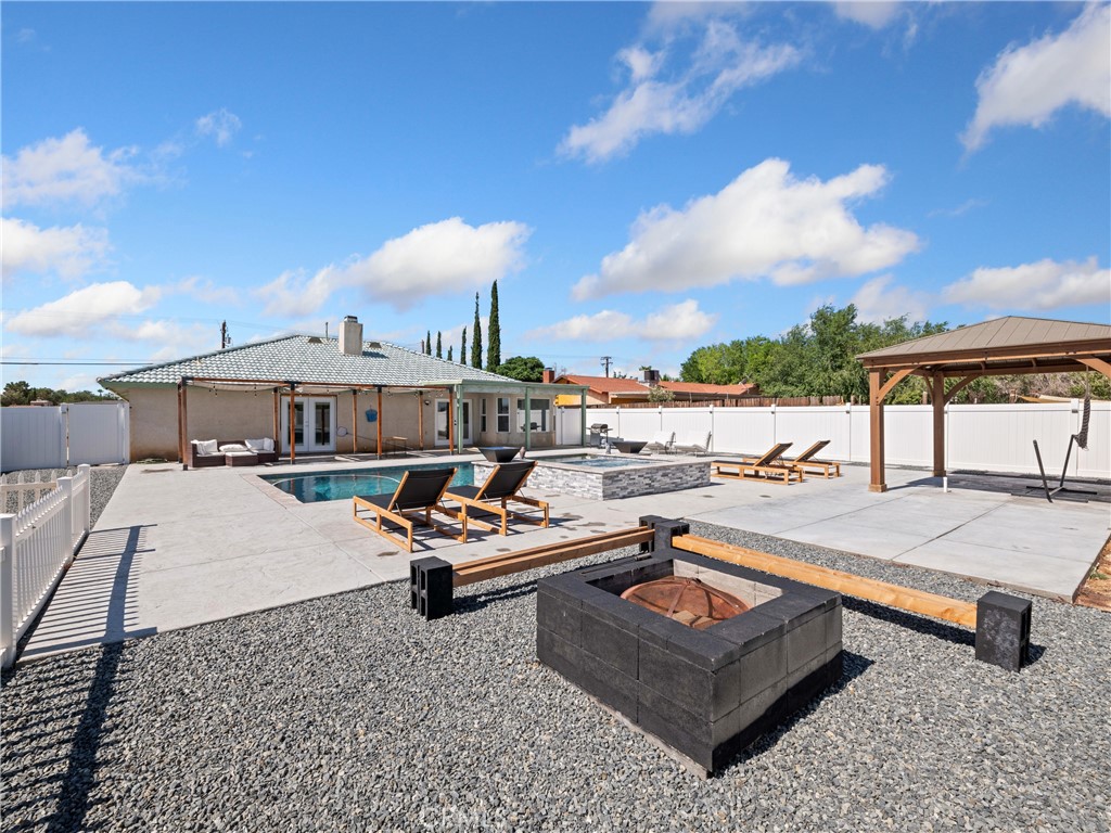 14828 Eucalyptus Street