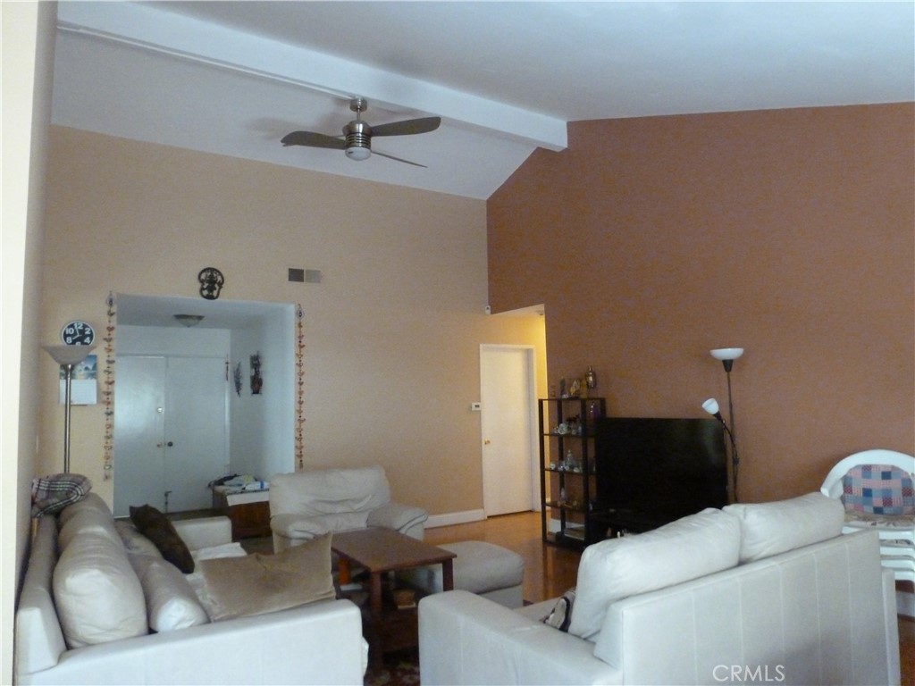 1910 Kiowa Crest Drive