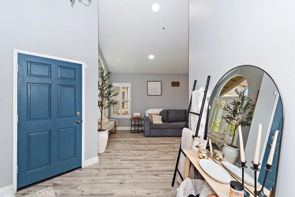 13723 Cabrillo Court