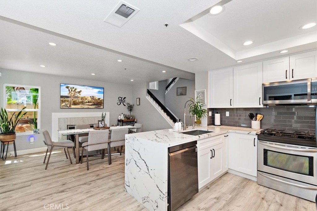 13723 Cabrillo Court