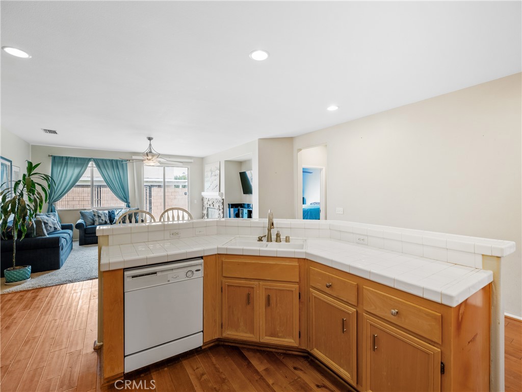 13364 Pleasant View Avenue