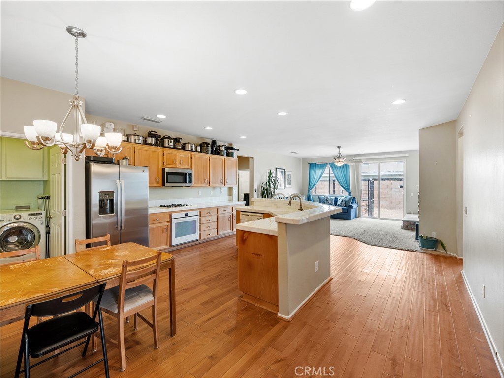 13364 Pleasant View Avenue