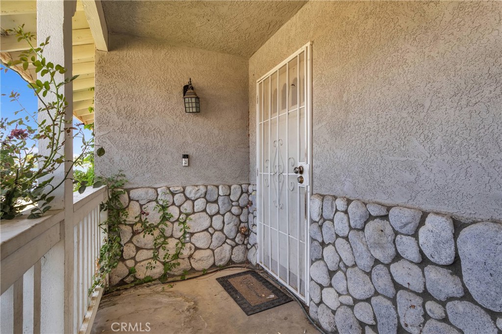 7906 Corona Avenue