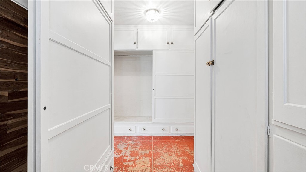 32177 Prairie Crossing Drive