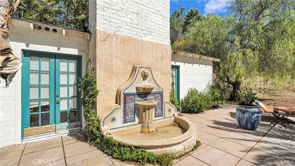 32177 Prairie Crossing Drive