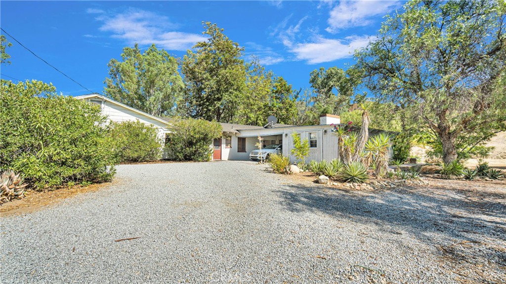 32177 Prairie Crossing Drive