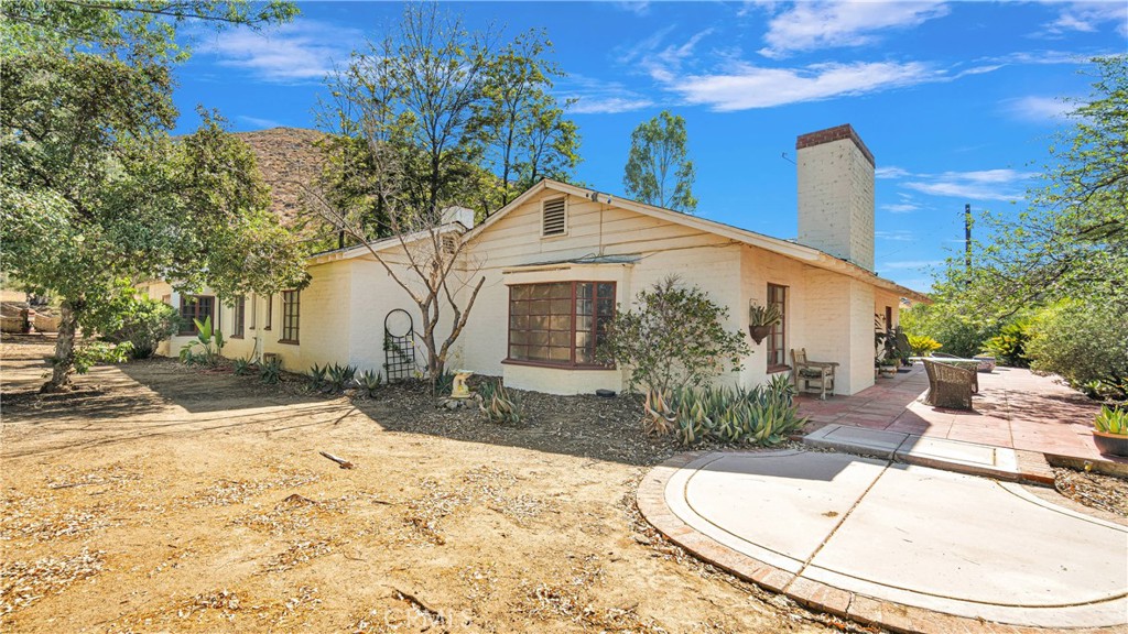 32177 Prairie Crossing Drive