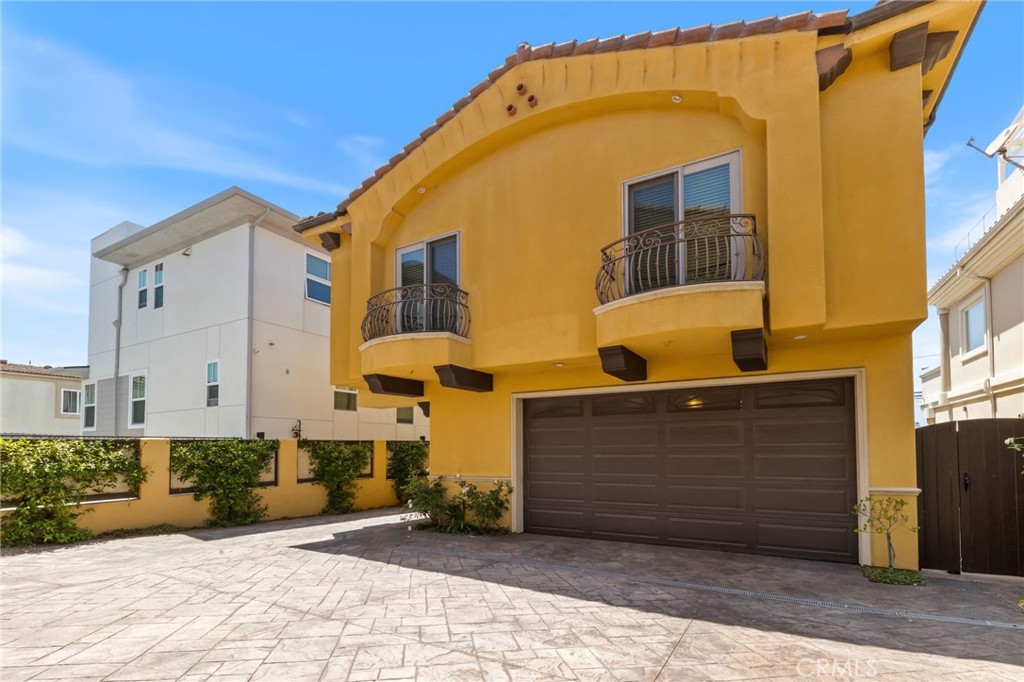 110 S Francisca Avenue A