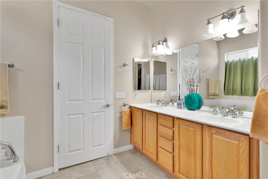 10935 Katepwa Street