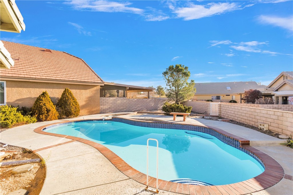 19547 Northstar Court