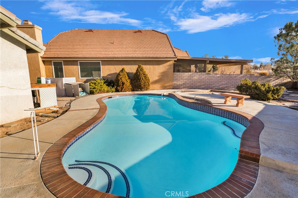 19547 Northstar Court