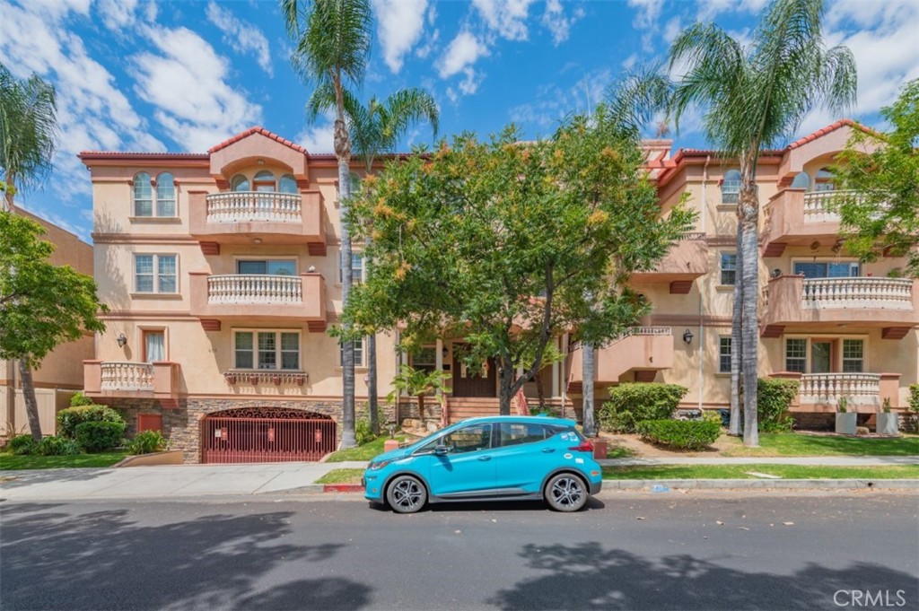 465 E San Jose Avenue 203