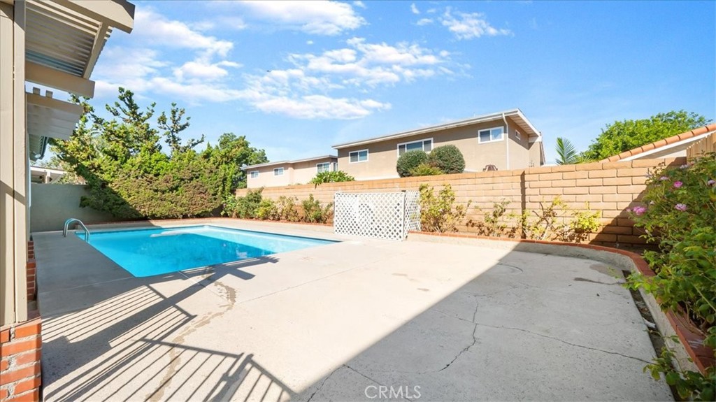 6183 E Paseo Rio Verde