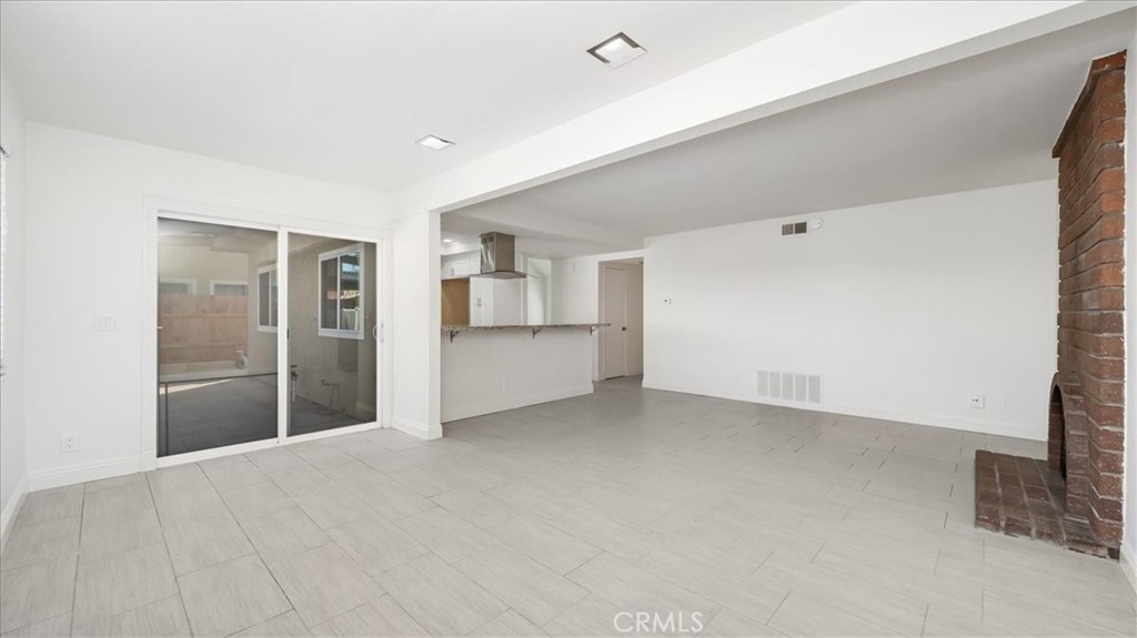 6183 E Paseo Rio Verde