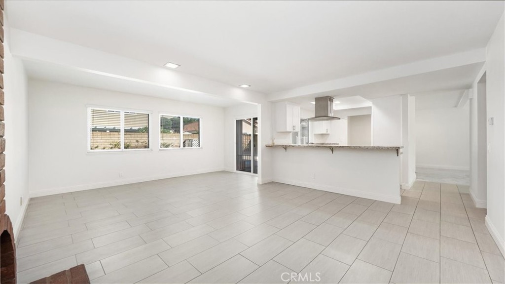 6183 E Paseo Rio Verde