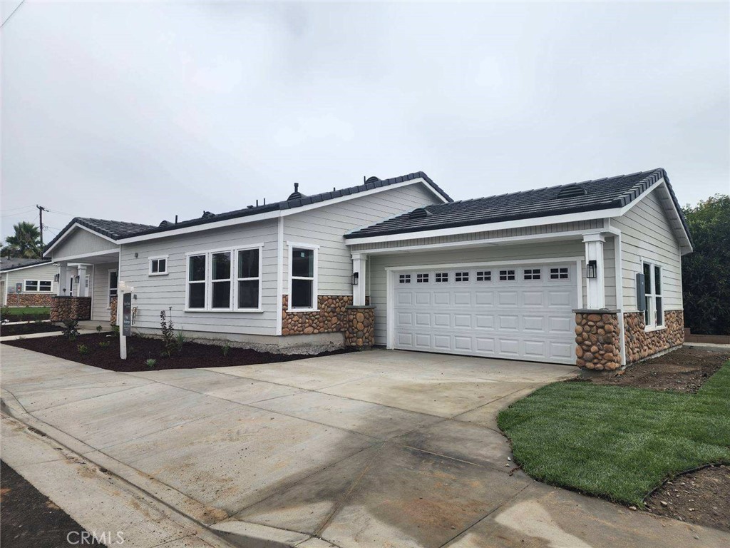 8249 Red Hill Country Club Rd