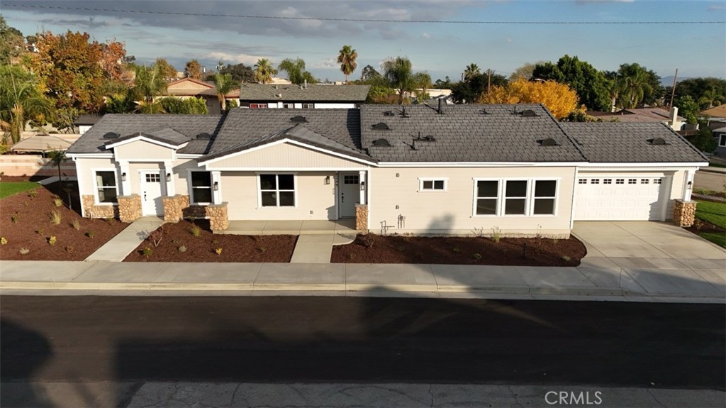 8249 Red Hill Country Club Rd