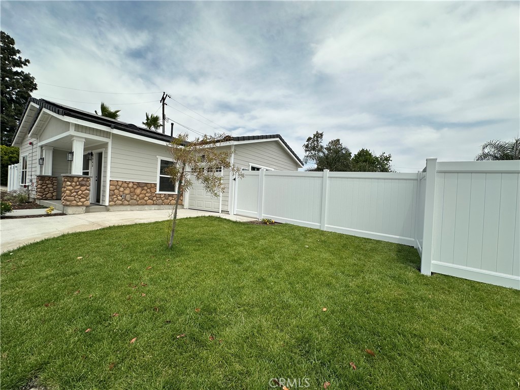 8249 Red Hill Country Club Rd