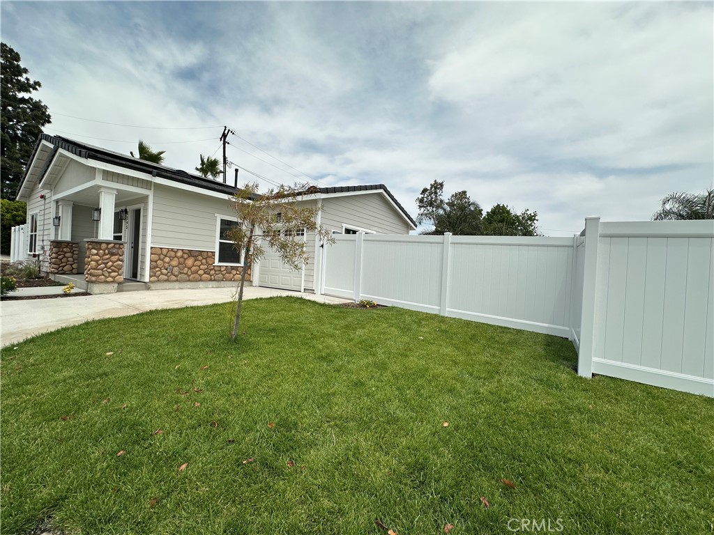 8249 Red Hill Country Club Rd Drive 3