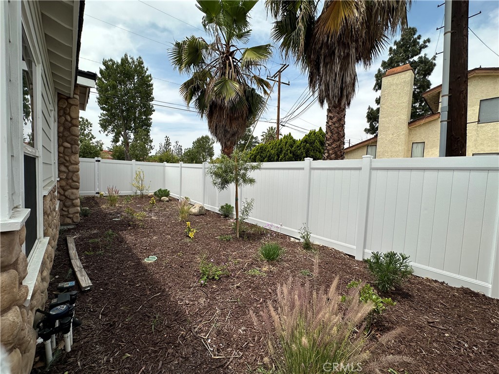 8249 Red Hill Country Club Rd Drive 3