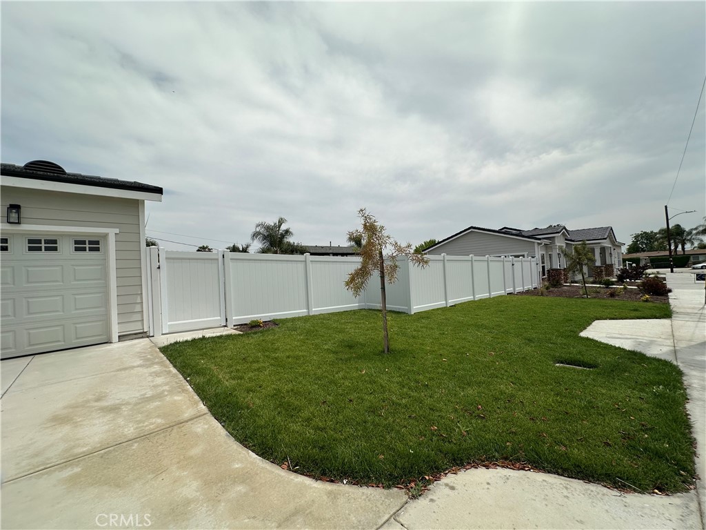 8249 Red Hill Country Club Rd Drive 3