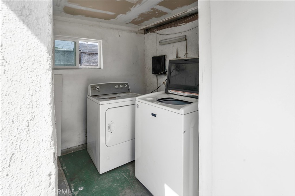 443 N Begonia Avenue