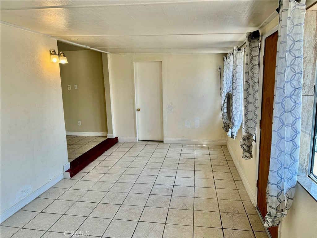 443 N Begonia Avenue