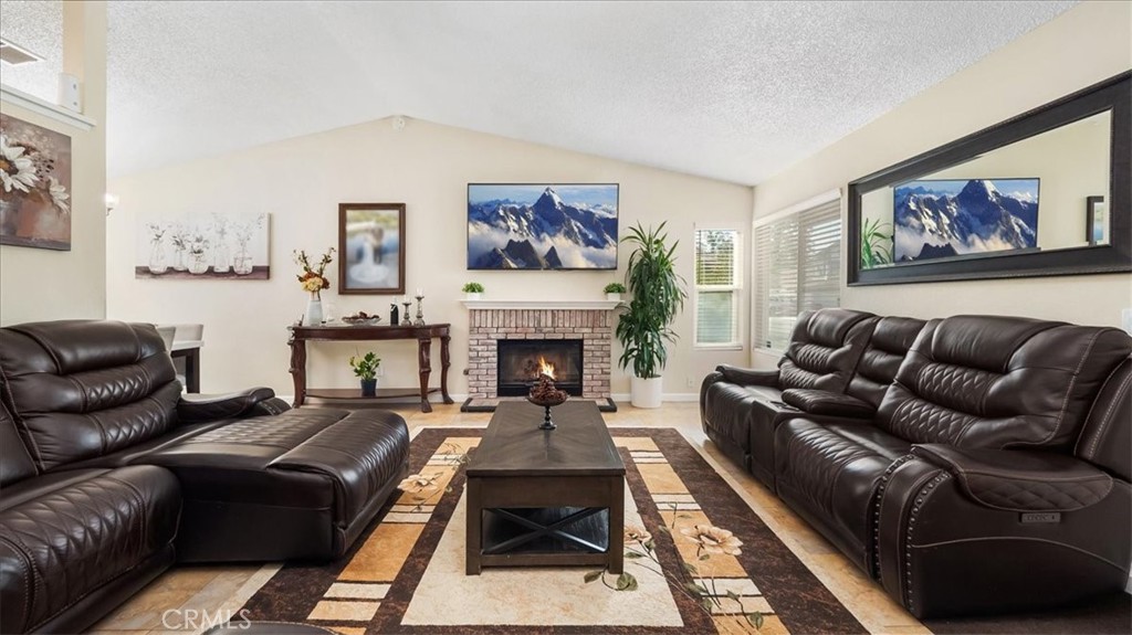 2549 Shady Glen Lane