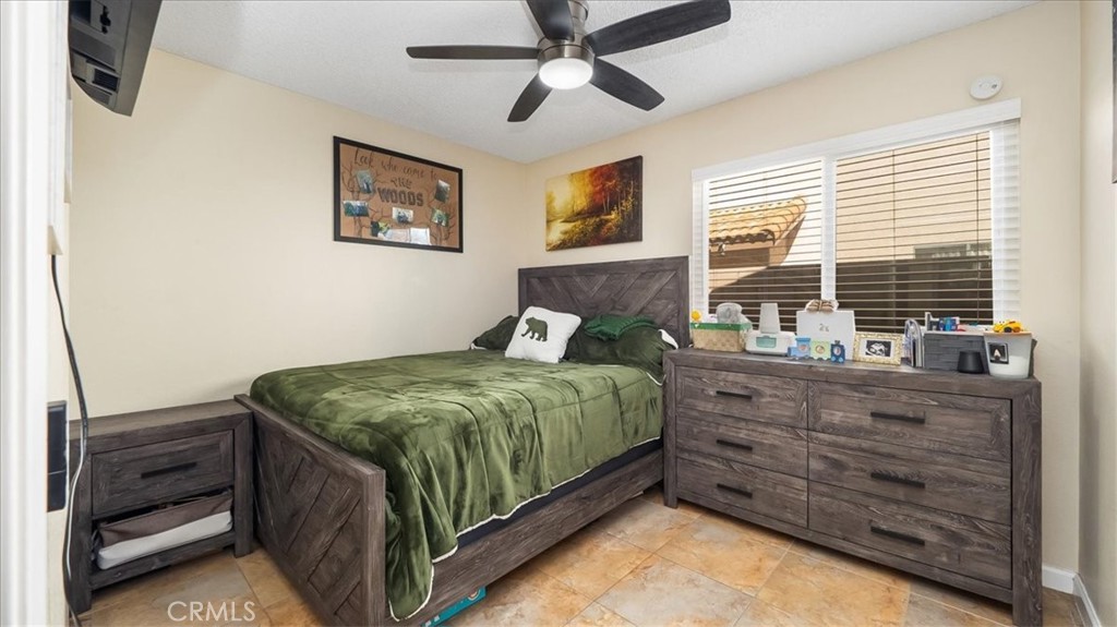 2549 Shady Glen Lane