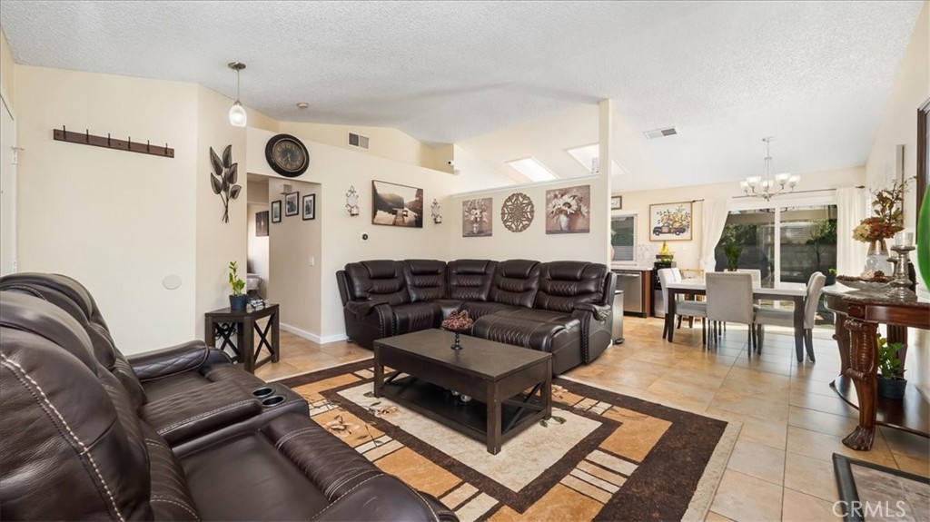 2549 Shady Glen Lane