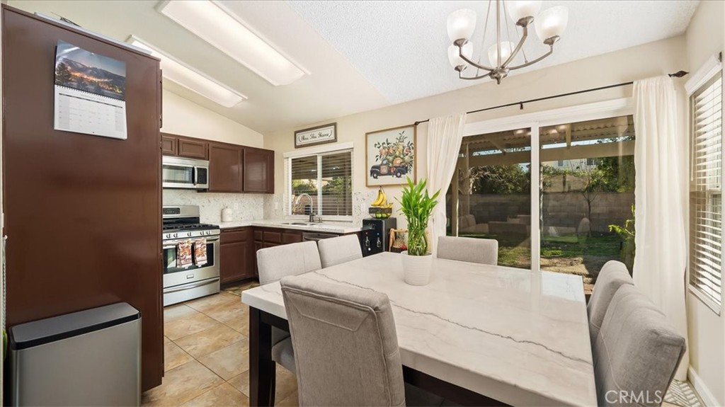 2549 Shady Glen Lane