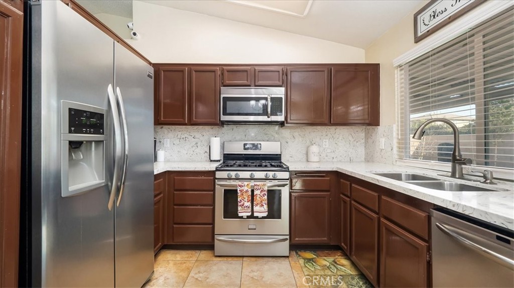 2549 Shady Glen Lane