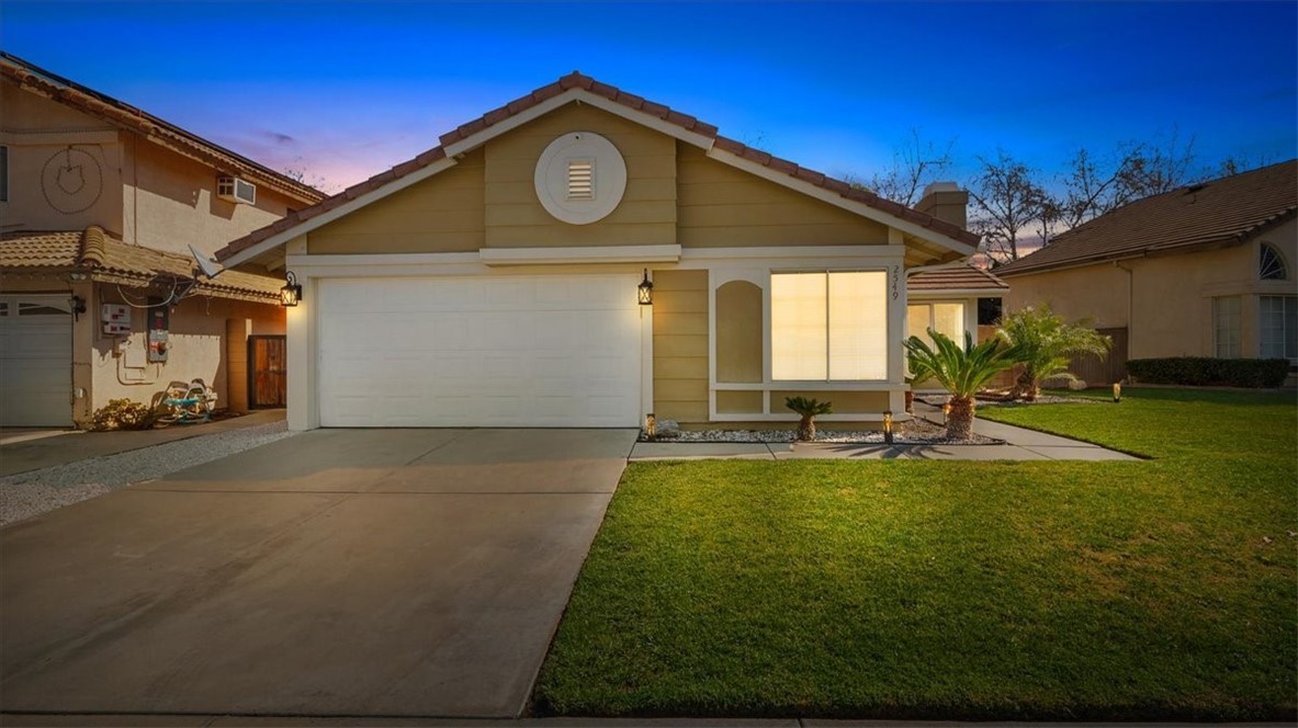 2549 Shady Glen Lane