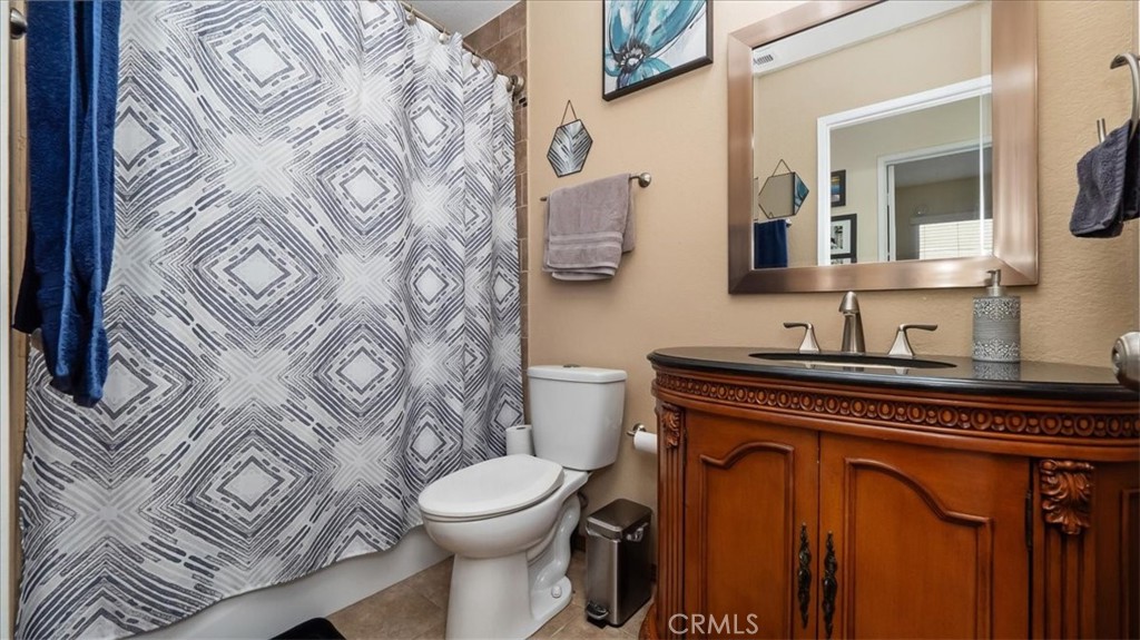 2549 Shady Glen Lane