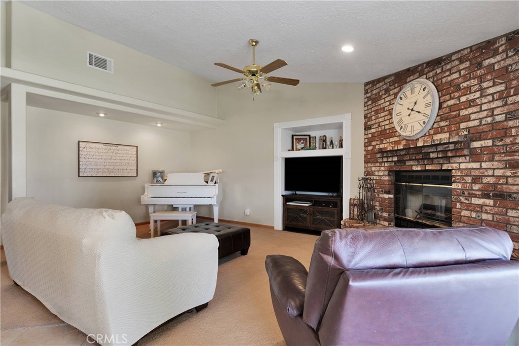 12895 Quail Summit Road