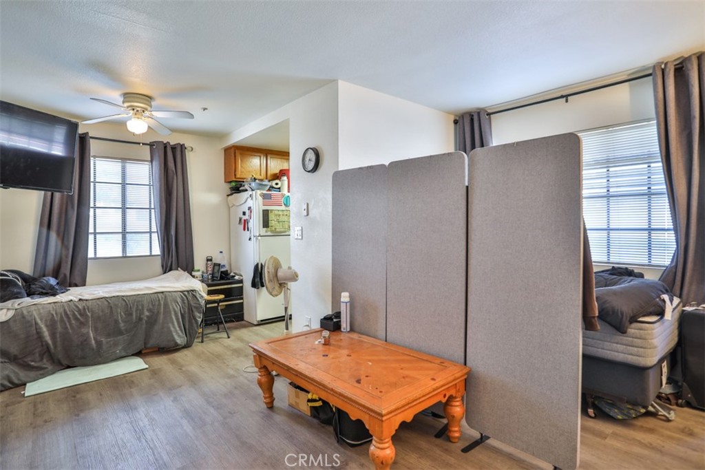 1034 E 6th Street 801