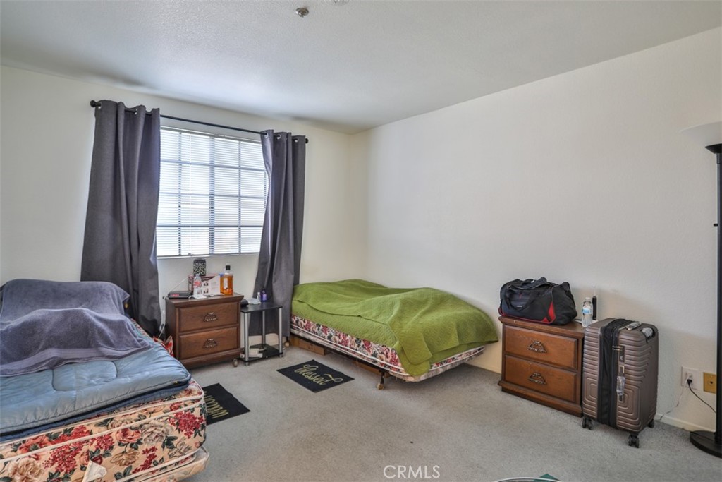 1034 E 6th Street 801